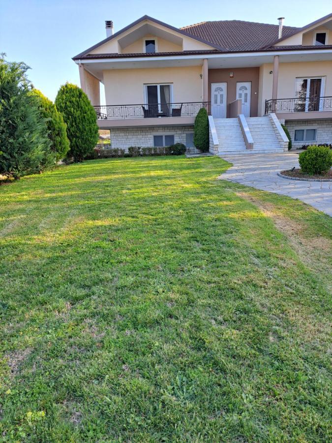 شقة يانينة  في Elena House المظهر الخارجي الصورة